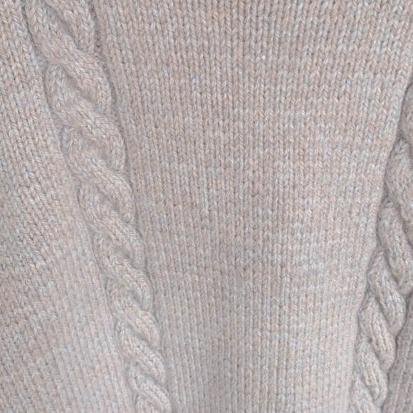 Handmade chunky sweater - Picture 3 of 3